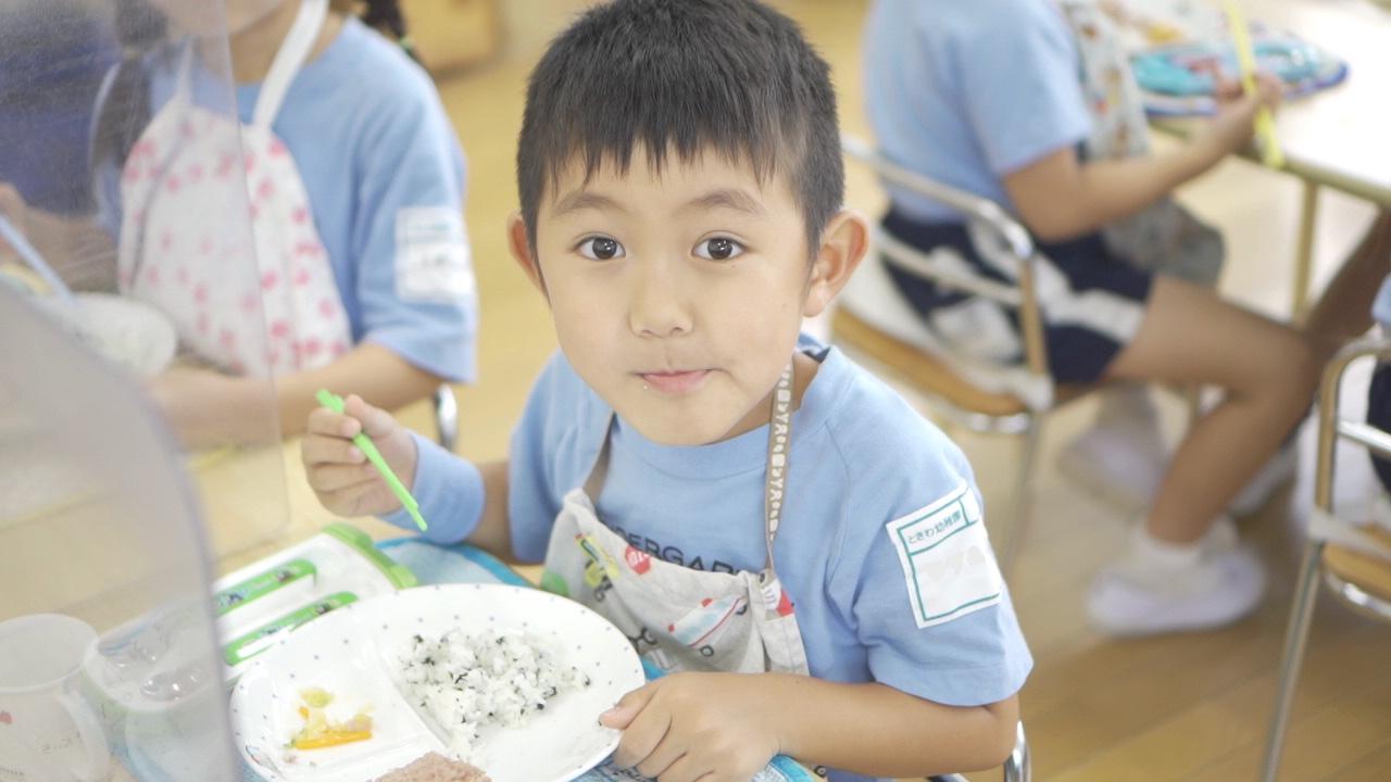 給食